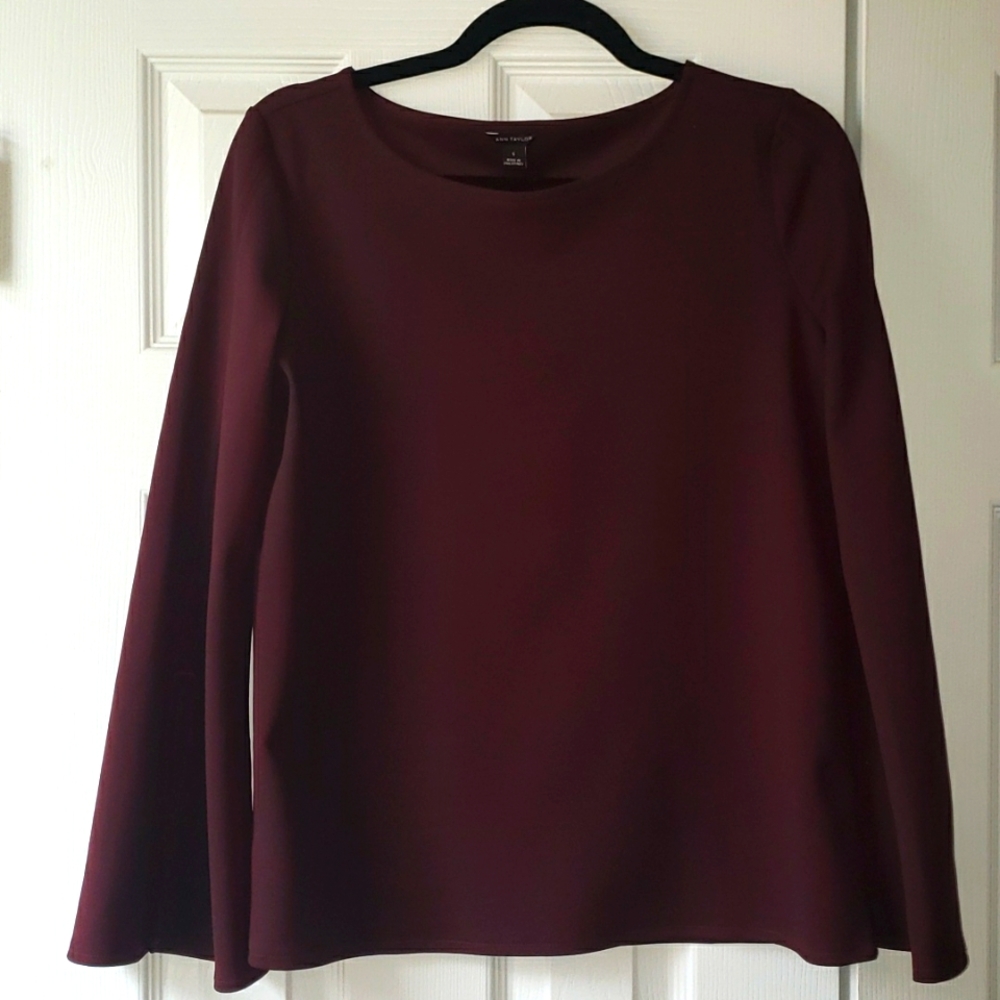 Women's Ann Taylor long sleeve top, burgundy, small